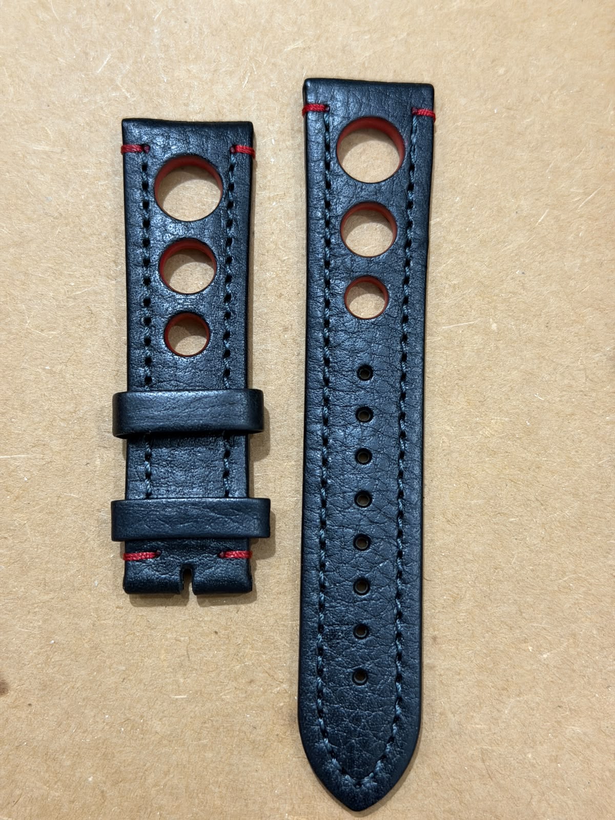 Hirsch Artisan Leather 20mm / 22mm Matte Black Watch Strap – Red Stitching